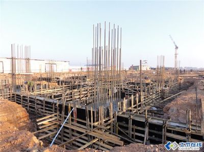 实拍揭秘 某大型机场机库工程施工全流程探析